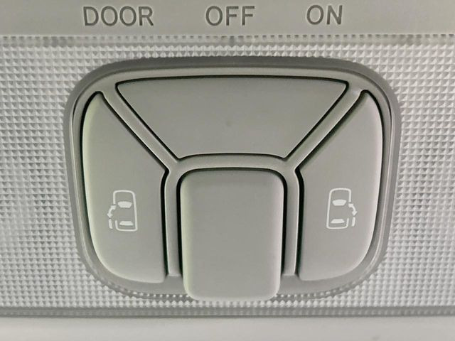 �y�����p���[�X���C�h�h�A�z�X�}�[�g�L�[��^�]�Ȃ̃X�C�b�`�Ō�ȗ����X���C�h�h�A�̊J���\���d��������͂����ăh�A���J����K�v�������A�����Ȃ��q�l�ł��ȒP�ɊJ���߂ł����K�ł���