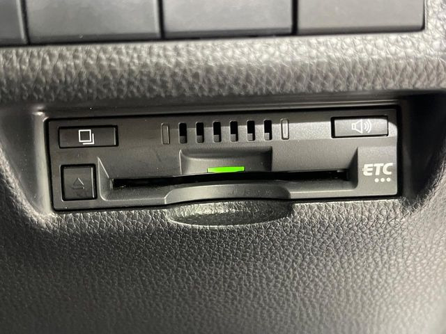 【ETC】高速道路の料金所をストレスなく通過!話題のスポットやサービスエリアに多い「スマートIC」利用時は必須のアイテムです。当店でセットアップを実施、ご納車当日からすぐにご利用いただけます!