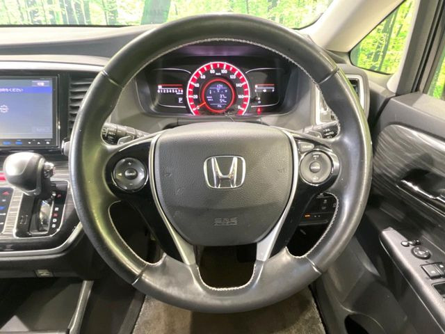 �y�����v�����X�e�A�����O�z�㎿�Ȋv���g�p���邱�ƂŁA��ɂ����������݂ƂĂ��^�]���₷���n���h���ł���