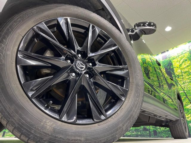 �y����19�C���`�A���~�z�C�[���z�O�ςɃ}�b�`���������A���~�z�C�[���𑕒����Ă���܂��B�e��ЊO�A���~�z�C�[����A�X�^�b�h���X�^�C�����戵�����Ă���܂��B���񂲑��k����������