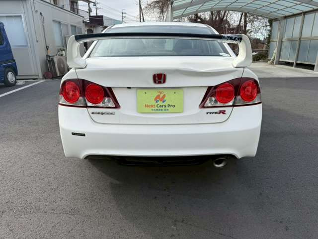 ���X�݌ɂ͊O���A�����N���[�j���O��ɓW�����A�����Ď��̏C�����̗L���A���[�^�[��������̗L������O�ҋ@�ւɂ�錟����S����{���Ă���܂��B�Ԍ��A�����A����h�������ЂőΉ��ł��܂��̂ł����S���������B