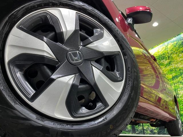 �y����15�C���`�A���~�z�C�[���z�O�ςɃ}�b�`���������A���~�z�C�[���𑕒����Ă���܂��B�e��ЊO�A���~�z�C�[����A�X�^�b�h���X�^�C�����戵�����Ă���܂��B���񂲑��k����������