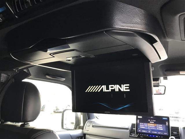 ハイエースバン