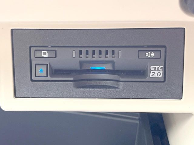 【ETC】高速道路の料金所をストレスなく通過!話題のスポットやサービスエリアに多い「スマートIC」利用時は必須のアイテムです。当店でセットアップを実施、ご納車当日からすぐにご利用いただけます!