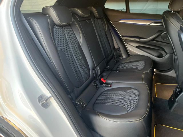 ���㕔���Ȃ��C�ɂȂ�悤�ȃL�Y�E�����ւ��蓙�A�傫�ȃ_���[�W�͂Ȃ��A�ǍD�ȏ�Ԃł��B