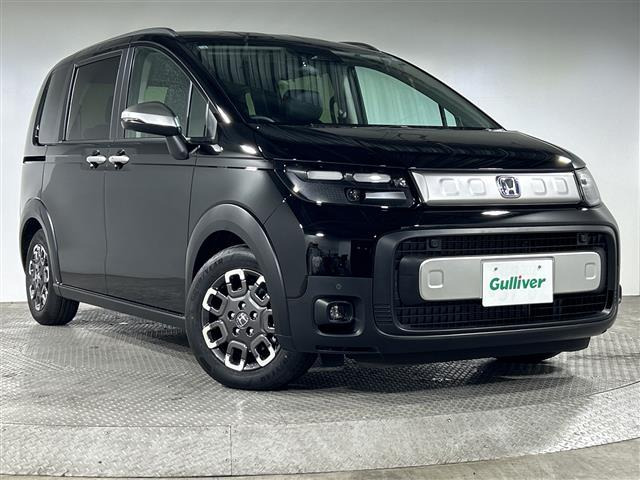 フリード1.5 e:HEV クロスター