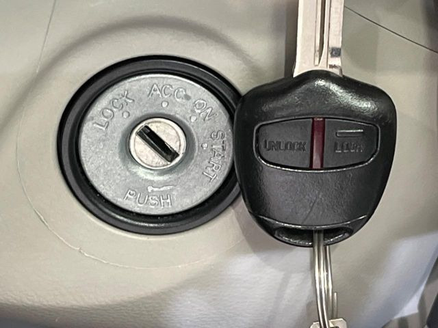 �y�L�[���X�z�������ꂽ�ꏊ����ł��{�^����Ńh�A�̊J���E�{�����ł���̂łƂ��Ă��֗�!�h�A�̌�������ɏ������邱�Ƃ�����܂����