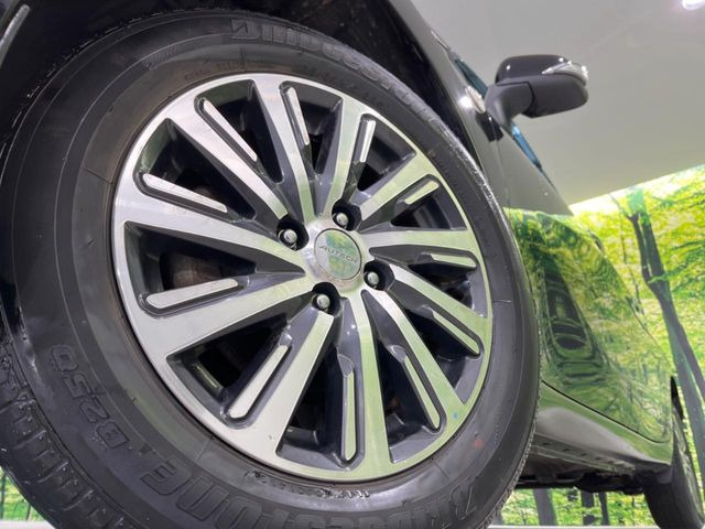 �yAUTECH15�C���`�A���~�z�C�[���z�f�U�C�����̍��������A���~�z�C�[���𑕒����Ă���܂��B�e��ЊO�A���~�z�C�[����A�X�^�b�h���X�^�C�����戵�����Ă���܂��B���񂲑��k����������