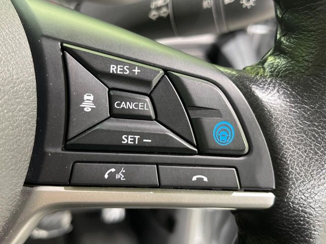 �y�v���p�C���b�g�z�������H�ł̒��������s���y��!!�a�؎��Ə��񑖍s�̃V�[���ŁA�A�N�Z���E�u���[�L�E�X�e�A�����O�������Ő��䂵�A�������^�]�̕��S���y�����Ă���܂���