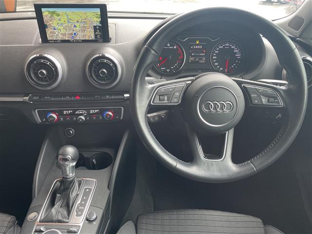 A3スポーツバック1.4 TFSI スポーツ