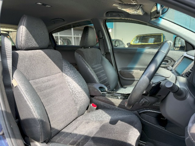 ヴェゼル1.5 ハイブリッド RS ホンダセンシング