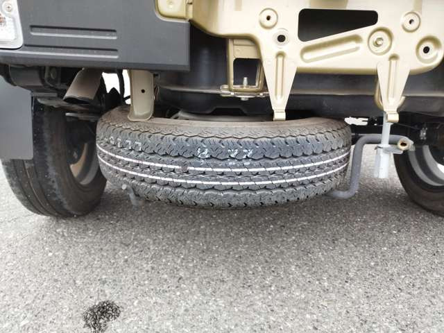 �X�y�A�^�C��