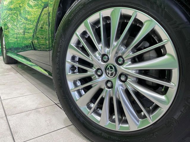 �y����18�C���`�A���~�z�C�[���z�O�ςɃ}�b�`���������A���~�z�C�[���𑕒����Ă���܂��B�e��ЊO�A���~�z�C�[����A�X�^�b�h���X�^�C�����戵�����Ă���܂��B���񂲑��k����������