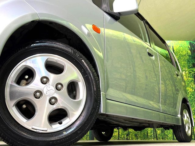 �y����13�C���`�A���~�z�C�[���z�O�ςɃ}�b�`���������A���~�z�C�[���𑕒����Ă���܂��B�e��ЊO�A���~�z�C�[����A�X�^�b�h���X�^�C�����戵�����Ă���܂��B���񂲑��k����������