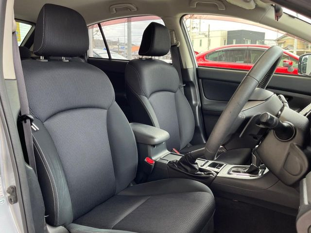 �^�]�ȃV�[�g���͎g�p�������Ȃ��A�ǍD�ȏ�ԂƂȂ��Ă��܂��B���J�Ɏg���Ă������Ƃ��悭�킩��܂��ˁB