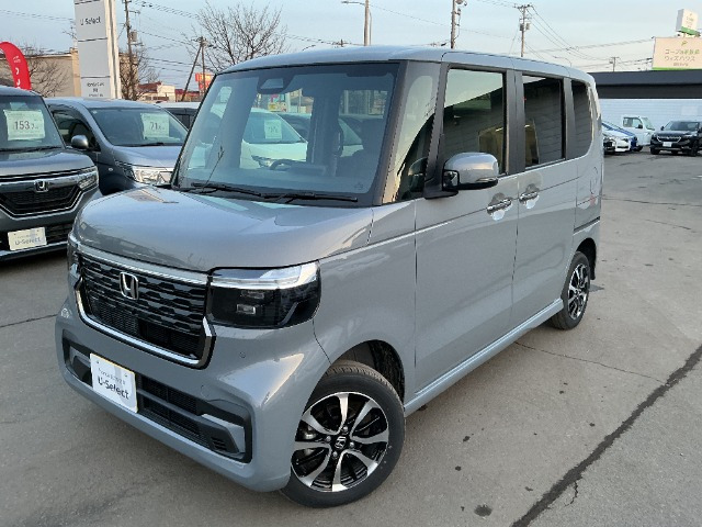 N-BOXカスタムコーディネートスタイル モノトーン 4WD