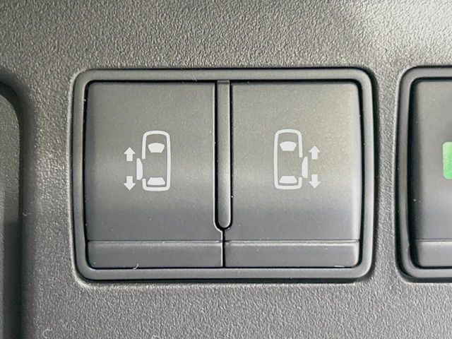 �y�����p���[�X���C�h�h�A�z�X�}�[�g�L�[��^�]�Ȃ̃X�C�b�`�Ō�ȗ����X���C�h�h�A�̊J���\���d��������͂����ăh�A���J����K�v�������A�����Ȃ��q�l�ł��ȒP�ɊJ���߂ł����K�ł���