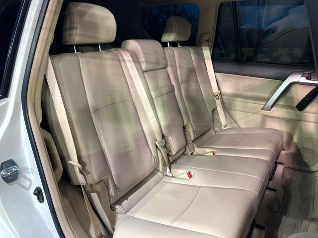 �L�X�Ƃ���2��ڃV�[�g�͋��Z���������A���S�n�����K!�F�B��Ƒ��Ƃ̂��o�����ɂ҂�����ł��B�x�r�[�V�[�g��`���C���h�V�[�g�g�p�������K�ɂ��߂�������������\���ȋ�Ԃ��m�ۂ��Ă��܂��B