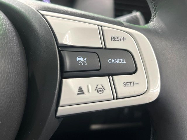 �y�A�_�v�e�B�u�N���[�Y�R���g���[���z�������H�ł̒��������s���y��!!�����ő��x��ۂN���[�Y�R���g���[�����A�Փˌy���V�X�e���ƘA�g���A�O���̎ԗ������m���ĎԊԂ�ۂ悤�ɑ��x���߂��Ă���܂�!!