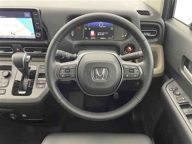 フリード1.5 e:HEV エアー EX