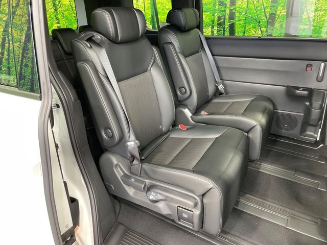 ���ڒ����̓E�H�[�N�X���[�ƂȂ��Ă���܂��B���ڂƎO��ڂ̈ړ�����~�肪�Ƃ��Ă��y�ɂȂ�̂ŁA���~��̍ۂ��X�g���X�������邱�Ƃ͂���܂����