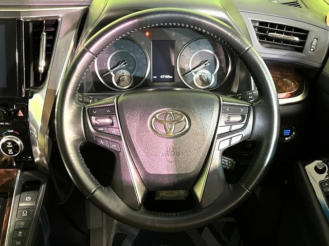 �y�����v�����X�e�A�����O�z�㎿�Ȋv���g�p���邱�ƂŁA��ɂ����������݂ƂĂ��^�]���₷���n���h���ł���