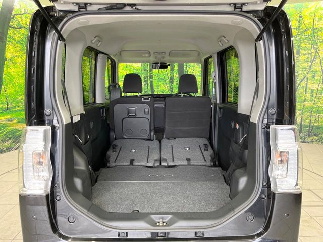 ���i�̂���������ʋ΁A���}���ɏ\���ȉ׎��X�y�[�X���m�ۂ��Ă���܂��B�Z�J���h�V�[�g��|���ƁA�傫�ȉו��̐ύڂ��\�ł���