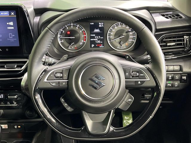 �y�����v�����X�e�A�����O�z�㎿�Ȋv���g�p���邱�ƂŁA��ɂ����������݂ƂĂ��^�]���₷���n���h���ł���