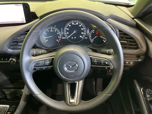 �y�����v�����X�e�A�����O�z�㎿�Ȋv���g�p���邱�ƂŁA��ɂ����������݂ƂĂ��^�]���₷���n���h���ł���