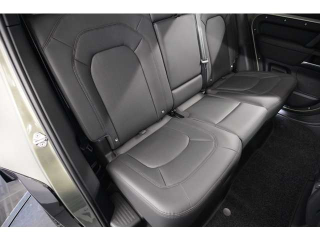 �y���y���C�I�t�@�N�g���[�Z���^�[�z�A���Ԑ��H��n�����J�j�b�N�̂ق��A �T�[�r�X�X�^�b�t���ݐЂ��v���ɂ�����ꂪ�\�ł��B�Z�[�t�e�B���[�_�[�ɂĂ��q�l�̂�����܂Ńs�b�N�A�b�v�T�[�r�X���s���Ă���܂��B