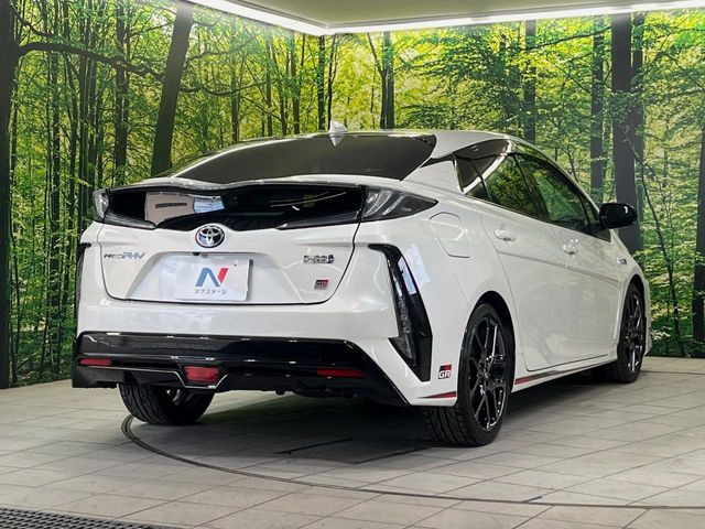 ☆全国のネクステージからお取り寄せが可能※!遠方の店舗に展示してあるクルマが気になる場合も、最寄りの店舗でご覧いただくことが可能です!是非私たちに要望をお聞かせください!※別途費用