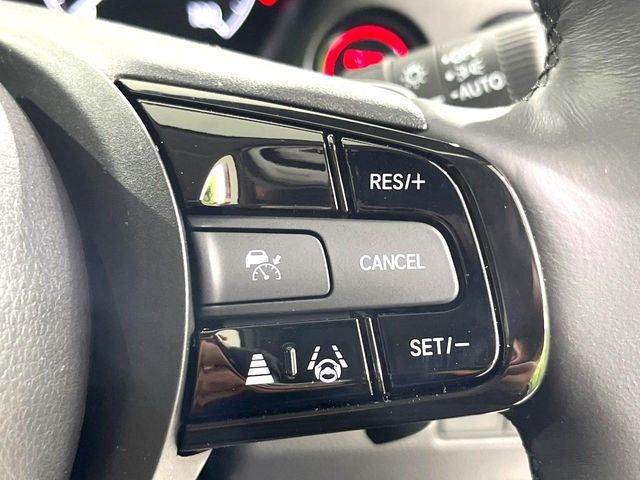 �y�A�_�v�e�B�u�N���[�Y�R���g���[���z�������H�ł̒��������s���y��!!�����ő��x��ۂN���[�Y�R���g���[�����A�Փˌy���V�X�e���ƘA�g���A�O���̎ԗ������m���ĎԊԂ�ۂ悤�ɑ��x���߂��Ă���܂�!!