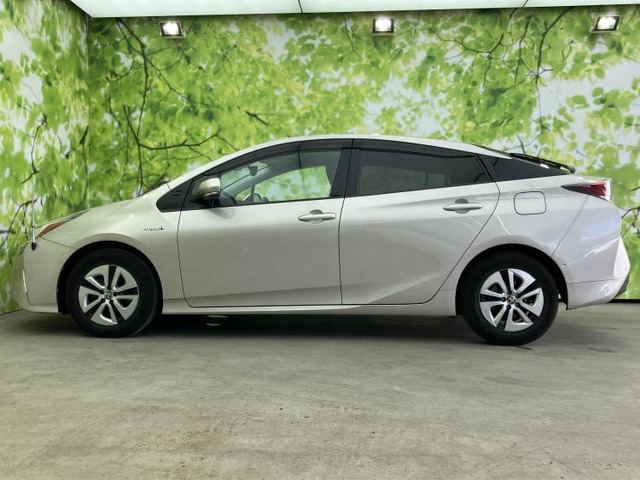 プリウス1.8 A プレミアム