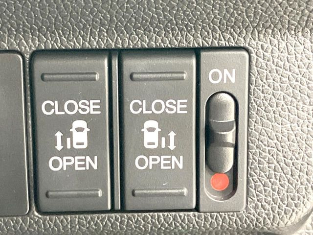 フリードハイブリッド