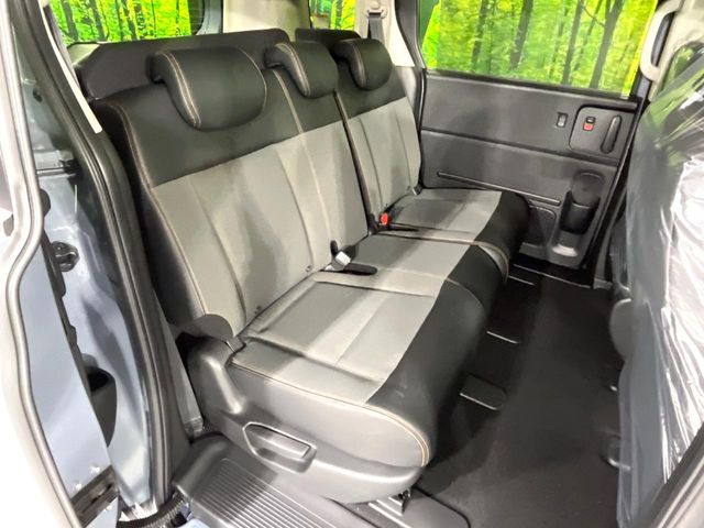 もちろん車内はキレイです♪よりクリーンな状態をキープしたいお客様には『ナノゾーンコート』がおすすめ!新型コロナウイルス対策や、除菌・消臭に効果を発揮し多くの方にご好評いただいております。