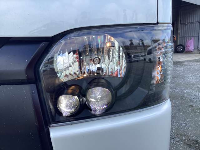 �C���i�[�u���b�NLED�w�b�h���C�g!