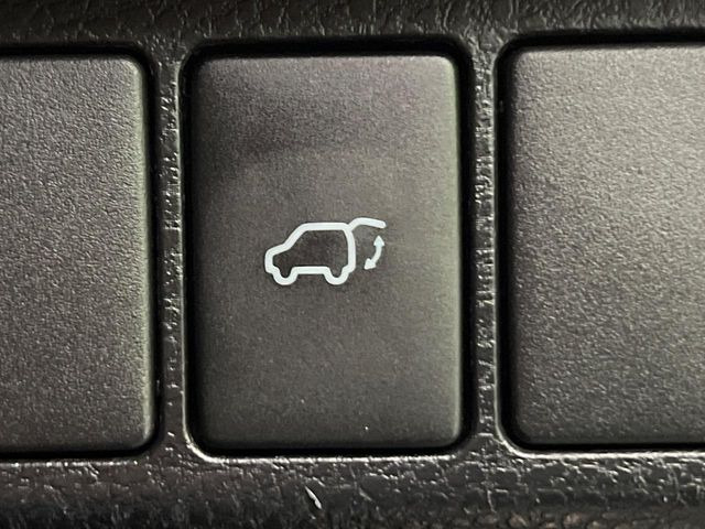 �y�p���[�o�b�N�h�A�z�X�}�[�g�L�[��^�]�Ȃ̃{�^�������������Ń��A�Q�[�g�������ŊJ���܂�!�ו��������Ă��鎞��A�����ʒu�ɂ���o�b�N�h�A��߂�ۂɕ֗��ȋ@�\�ł���