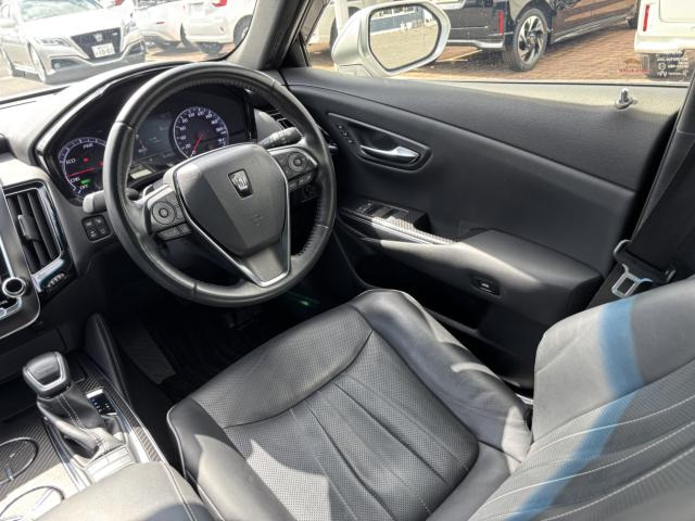 クラウンハイブリッド 2.5 RS リミテッド