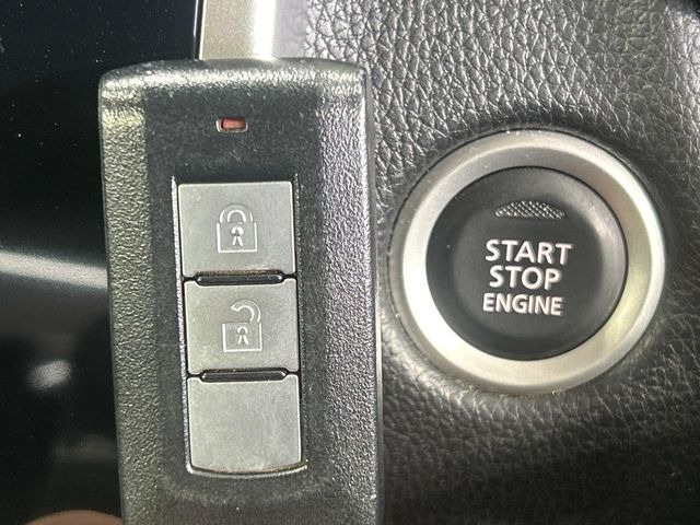 �y�I�y���[�V�����L�[�z�J�o����|�P�b�g�ɓ��ꂽ�܂܂ł��h�A�̎{���E�������\�ȃX�}�[�g�L�[�𑕔��B�G���W���̃I���E�I�t�����J�M�����o���K�v����������Ƃ��Ă��֗��ł���