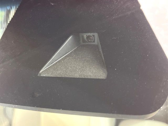 【トヨタセーフティセンス】走行中に前方の車両等を認識し、衝突しそうな時は警報とブレーキで衝突回避と被害軽減をアシスト。より安全にドライブをお楽しみいただけます。