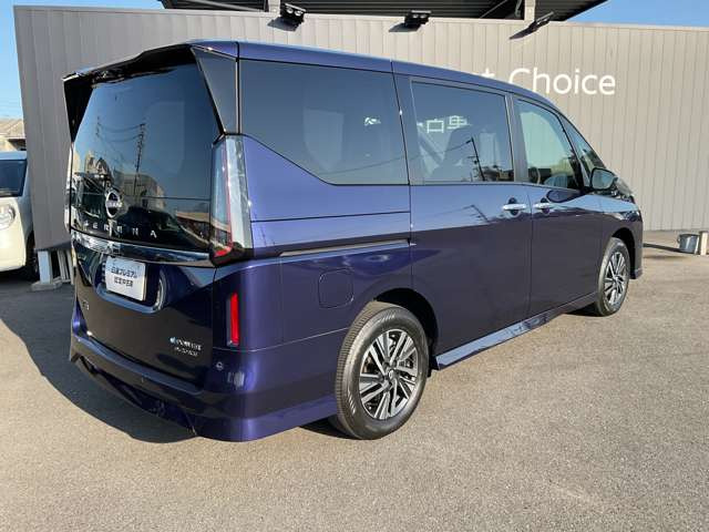 セレナ1.4 e-4ORCE ハイウェイスターV 4WD