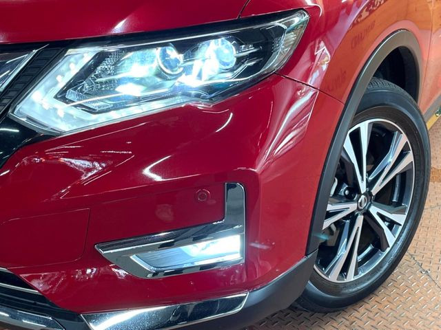 �yLED�w�b�h���C�g�z���V����ԑ��s�����ǍD�Ȏ��E���m�ۂ����S���ĉ^�]�ł��鍂�P�xLED�w�b�h���C�g�𑕔�!�_�����x�������A����d�͂��}�����Ă��܂��B