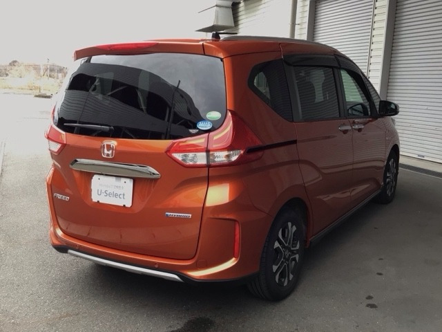 フリード1.5 ハイブリッド クロスター ホンダセンシング