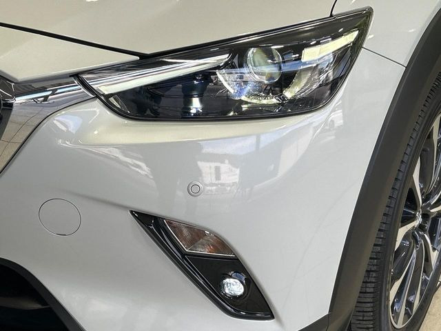 �yLED�w�b�h���C�g�z���V����ԑ��s�����ǍD�Ȏ��E���m�ۂ����S���ĉ^�]�ł��鍂�P�xLED�w�b�h���C�g�𑕔�!�_�����x�������A����d�͂��}�����Ă��܂��B