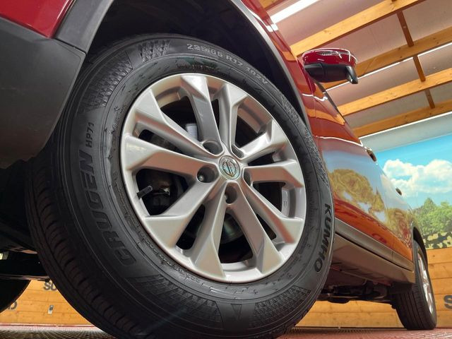 �y����17�C���`�A���~�z�C�[���z�O�ςɃ}�b�`���������A���~�z�C�[���𑕒����Ă���܂��B�e��ЊO�A���~�z�C�[����A�X�^�b�h���X�^�C�����戵�����Ă���܂��B���񂲑��k����������