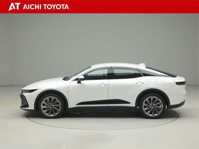 クラウンクロスオーバー2.5 G アドバンスト レザー パッケージ E-Four 4WD