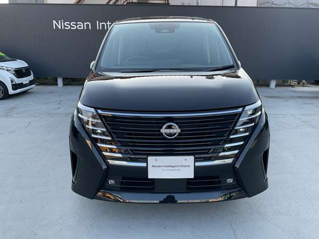 セレナ1.4 e-4ORCE ハイウェイスターV 4WD