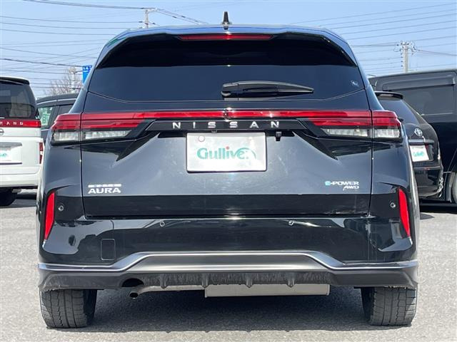 ノートオーラ1.2 G FOUR レザーエディション 4WD