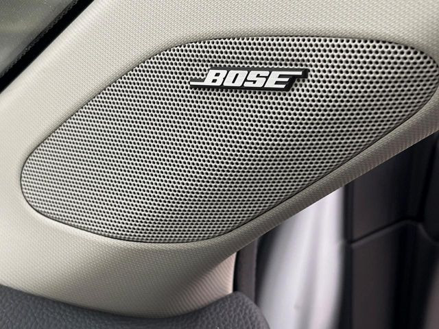 �yBOSE�T�E���h�V�X�e���z���[�J�[�I�v�V�����̍��i�ʃT�E���h�V�X�e���𓋍ځB��p�̃`���[�j���O���{���ꂽ�召�l�X�ȃX�s�[�J�[����ǎ��ȃT�E���h���t�ł��A�Տꊴ���ӂ�鉹����Ԃ����o���܂��B