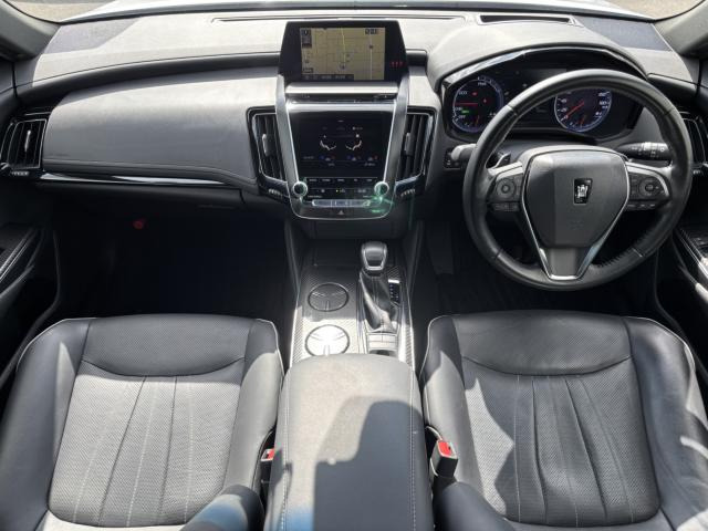 クラウンハイブリッド 2.5 RS リミテッド